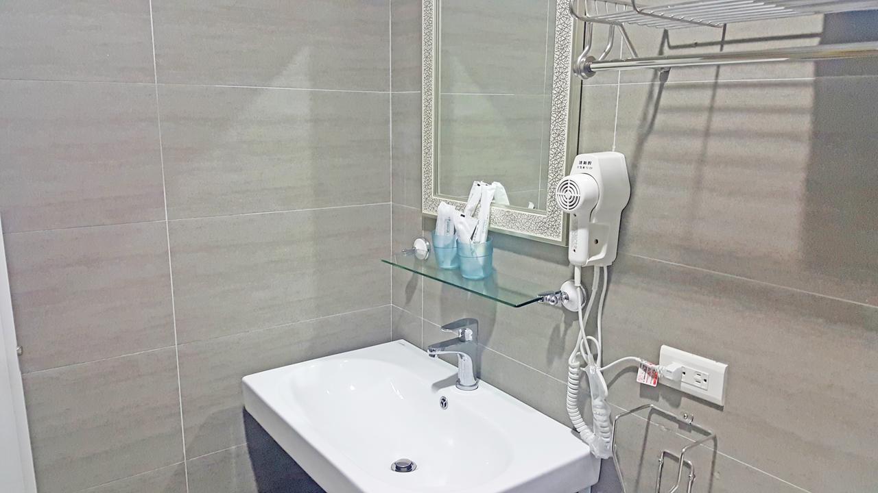 Sports Home Саншинг Екстериор снимка
