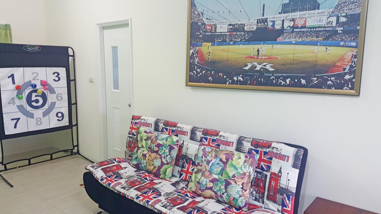 Sports Home Саншинг Стая снимка