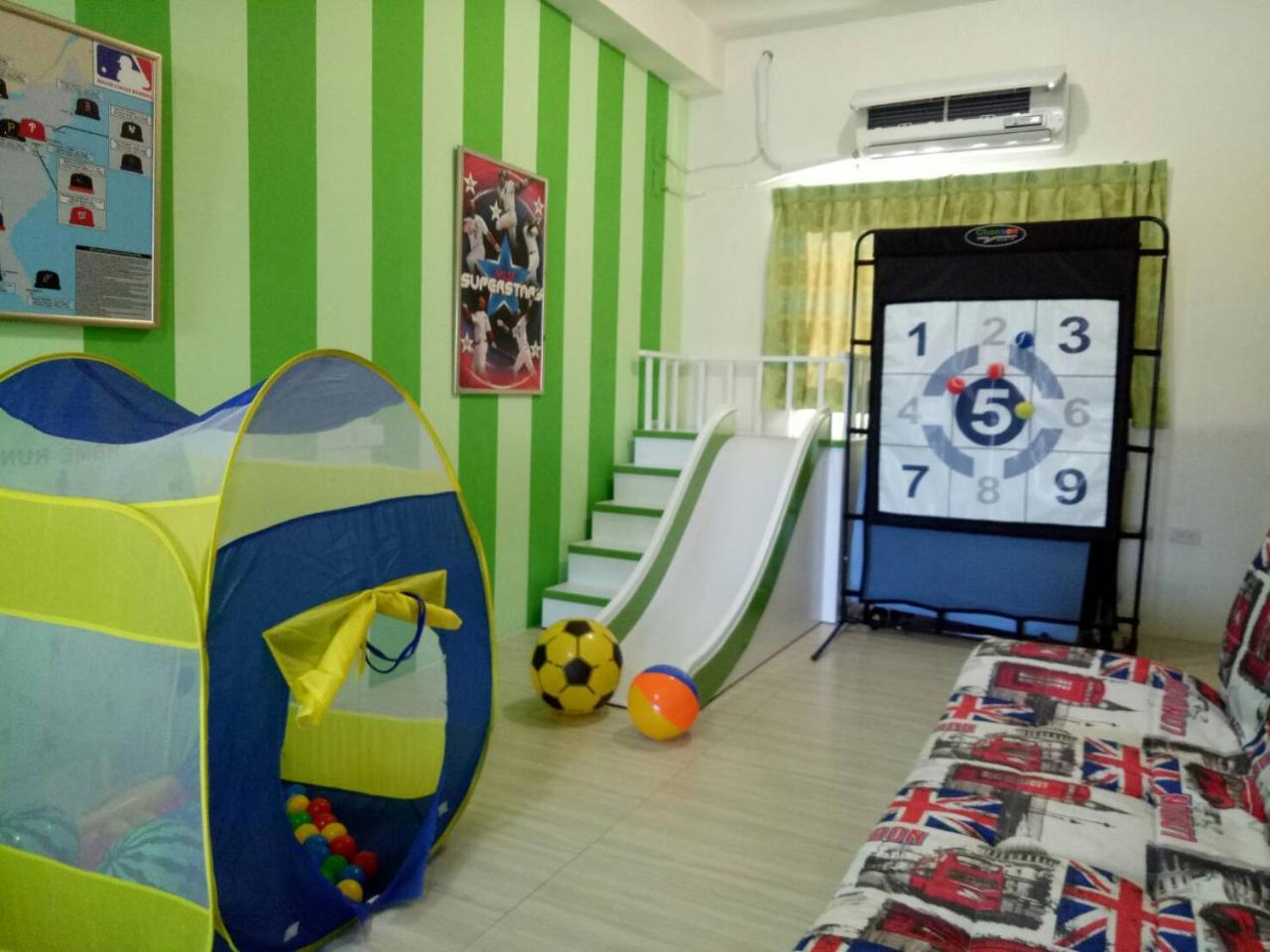 Sports Home Саншинг Екстериор снимка